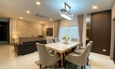 For Sale/Rent The City Bangna (new project) size XL, large size, lots of usable space. Luxury detached house, new project, next to Mega-Bangna. Corner