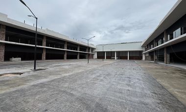 LOCALES COMERCIALES EN RENTA PLANTA ALTA PLAZA LA CEMENTERA 64M2 CERCA GALERIAS SERDAN