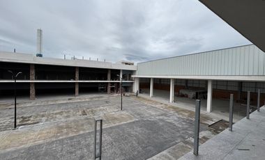 LOCALES COMERCIALES EN RENTA PLANTA ALTA PLAZA LA CEMENTERA 64M2 CERCA GALERIAS SERDAN