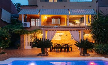 Hermosa Casa en las afueras