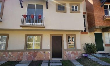 CASA RIHAANA EN REAL SOLARE