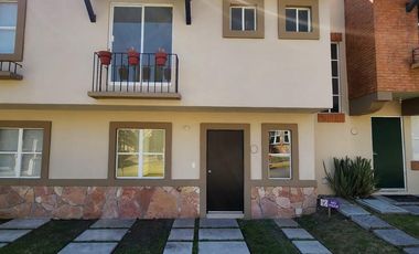 CASA RIHAANA EN REAL SOLARE