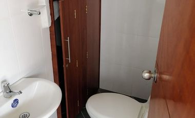 Vendo casa de dos niveles en San Jerónimo