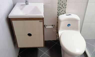 Vendo casa de dos niveles en San Jerónimo