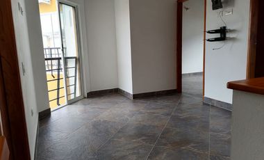 Vendo casa de dos niveles en San Jerónimo