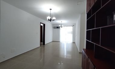 Apartamento en arriendo en Alto Prado.