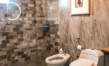 Via La Costa, Venta de Hermosa Casa Full Amoblada