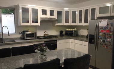 CASA EN RENTA EN CUMBRES AMUEBLADA EN CERRADAS DE CUMBRES