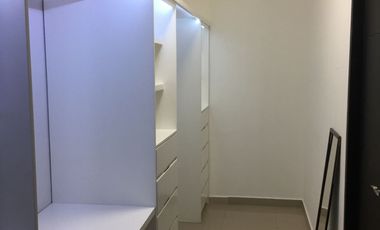 CASA EN RENTA EN CUMBRES AMUEBLADA EN CERRADAS DE CUMBRES