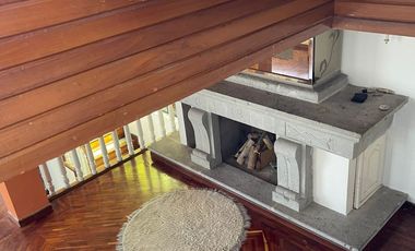 Vendo casa  de 592m2 en el norte de Quito.