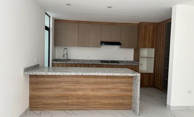 Casa en Venta en St. Charbel Aguascalientes (MAGGIE)