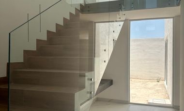 Casa en Venta en St. Charbel Aguascalientes (MAGGIE)