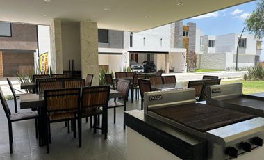 Casa en Venta en St. Charbel Aguascalientes (MAGGIE)