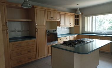 EXCELENTE CASA EN RENTA EN CLUB DE GOLF VALLE ESCONDIDO