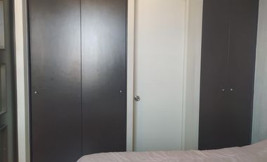 ARRIENDO DEPARTAMENTO UN DORMITORIO EN SUITE CON TERRAZA SEMI AMUEBLADO,BARRIO SAN ISIDRO  SANTIAGO