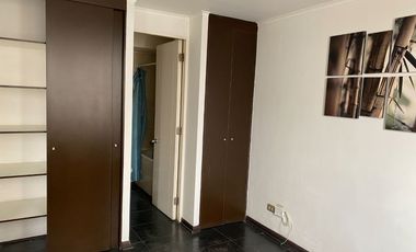 ARRIENDO DEPARTAMENTO UN DORMITORIO EN SUITE CON TERRAZA SEMI AMUEBLADO,BARRIO SAN ISIDRO  SANTIAGO