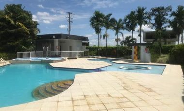 VENDO CASA EN EL CONDOMINIO CAMPESTRE CASTELLO DE CUMARAL - META