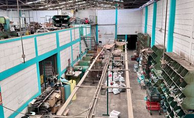 BAJA DE PRECIO Venta de excelente nave industrial en Col San Miguel