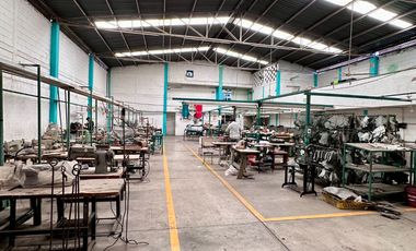 BAJA DE PRECIO Venta de excelente nave industrial en Col San Miguel