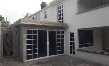 Casa Residencial con gran terreno en Cerro Colorado, Hidalgo