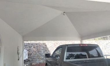 Casa Residencial con gran terreno en Cerro Colorado, Hidalgo