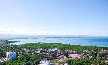 【FOR RENT! 】8 Newtown Boulevard 1BR, Mactan Lapu-lapu City with very nice view!