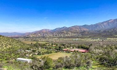 Leon Propiedades vende parcela con 2 casas en sector Alhué, Curacaví