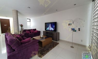 RENTA Casa AMUEBLADA en Juriquilla Santa Fe