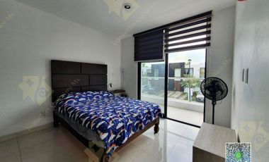 RENTA Casa AMUEBLADA en Juriquilla Santa Fe