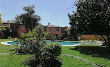 CASA EN VENTA EN LA CAMPIÑA TETECALITA MORELOS ESQUINA Y TERRENO PROPIO