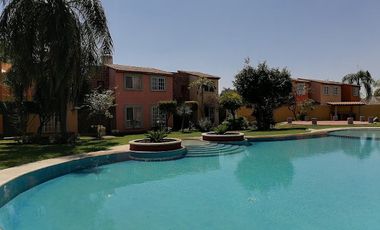 CASA EN VENTA EN LA CAMPIÑA TETECALITA MORELOS ESQUINA Y TERRENO PROPIO