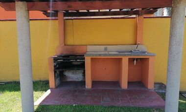 CASA EN VENTA EN LA CAMPIÑA TETECALITA MORELOS ESQUINA Y TERRENO PROPIO