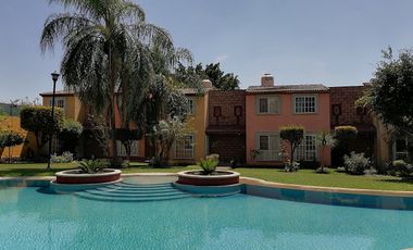 CASA EN VENTA EN LA CAMPIÑA TETECALITA MORELOS ESQUINA Y TERRENO PROPIO