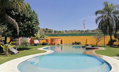 CASA EN VENTA EN LA CAMPIÑA TETECALITA MORELOS ESQUINA Y TERRENO PROPIO