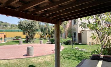 CASA EN VENTA EN LA CAMPIÑA TETECALITA MORELOS ESQUINA Y TERRENO PROPIO