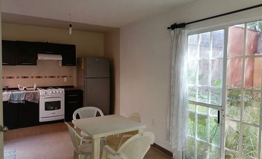CASA EN VENTA EN LA CAMPIÑA TETECALITA MORELOS ESQUINA Y TERRENO PROPIO
