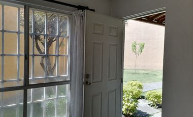 CASA EN VENTA EN LA CAMPIÑA TETECALITA MORELOS ESQUINA Y TERRENO PROPIO