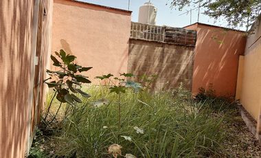 CASA EN VENTA EN LA CAMPIÑA TETECALITA MORELOS ESQUINA Y TERRENO PROPIO