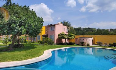 CASA EN VENTA EN LA CAMPIÑA TETECALITA MORELOS ESQUINA Y TERRENO PROPIO