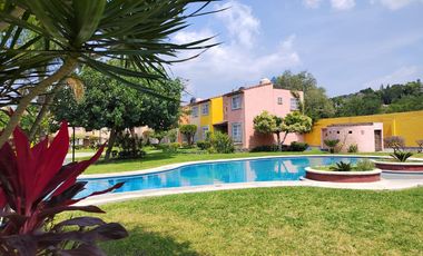 CASA EN VENTA EN LA CAMPIÑA TETECALITA MORELOS ESQUINA Y TERRENO PROPIO