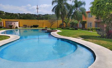 CASA EN VENTA EN LA CAMPIÑA TETECALITA MORELOS ESQUINA Y TERRENO PROPIO