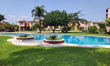 CASA EN VENTA EN LA CAMPIÑA TETECALITA MORELOS ESQUINA Y TERRENO PROPIO