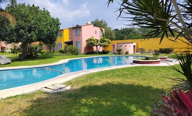 CASA EN VENTA EN LA CAMPIÑA TETECALITA MORELOS ESQUINA Y TERRENO PROPIO