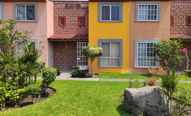 CASA EN VENTA EN LA CAMPIÑA TETECALITA MORELOS ESQUINA Y TERRENO PROPIO
