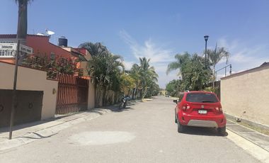 CASA EN VENTA EN LA CAMPIÑA TETECALITA MORELOS ESQUINA Y TERRENO PROPIO