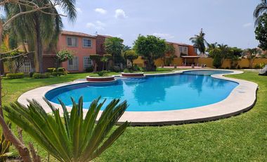 CASA EN VENTA EN LA CAMPIÑA TETECALITA MORELOS ESQUINA Y TERRENO PROPIO