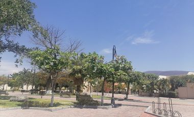 CASA EN VENTA EN LA CAMPIÑA TETECALITA MORELOS ESQUINA Y TERRENO PROPIO