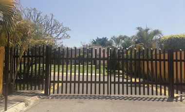 CASA EN VENTA EN LA CAMPIÑA TETECALITA MORELOS ESQUINA Y TERRENO PROPIO