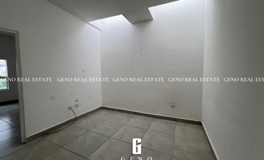 CASA EN RENTA EN ZONA RELIZ FRENTE A PARQUE