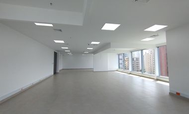 Oficina en arriendo en Alto Prado.